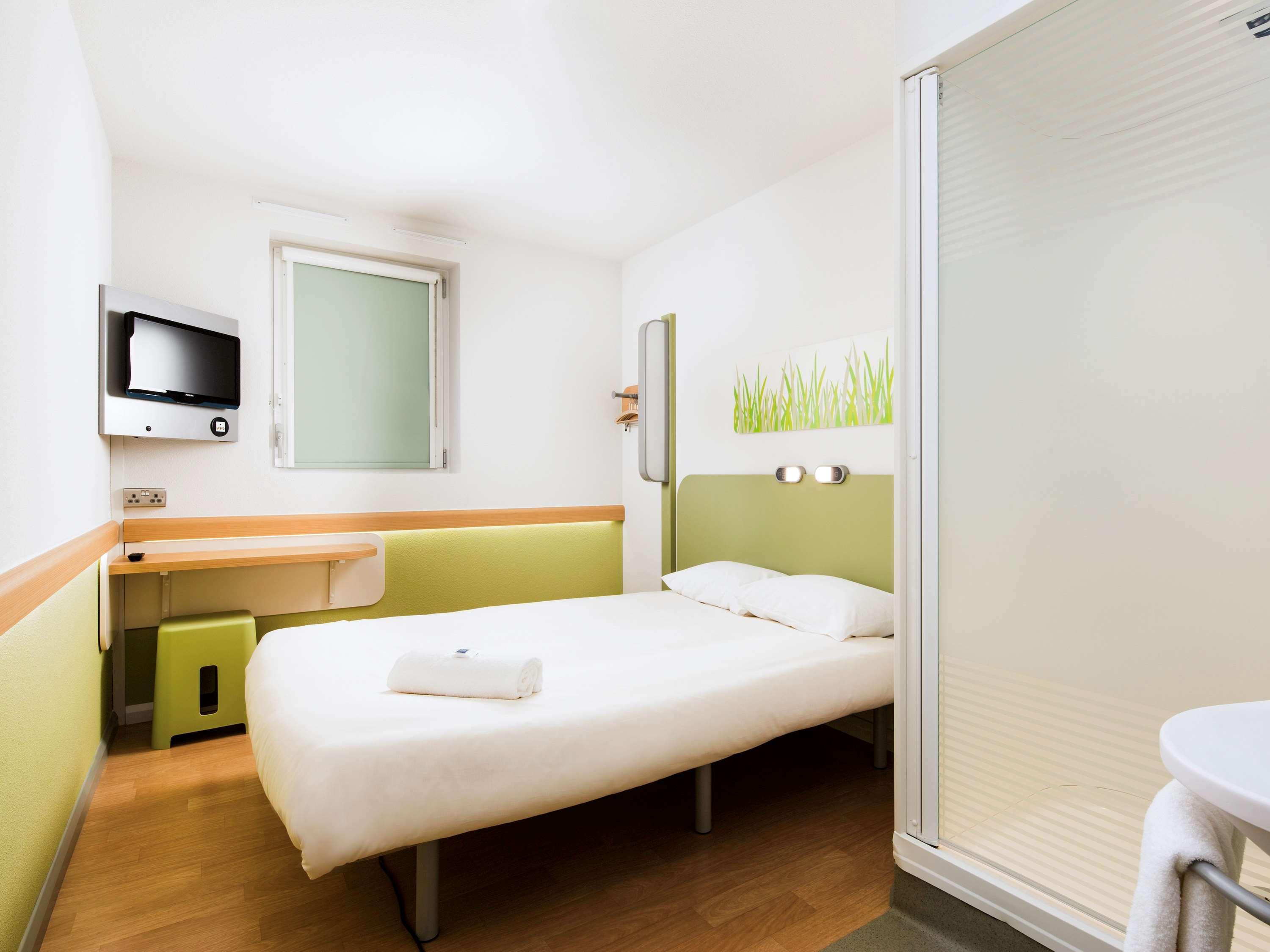 Ibis Budget London Whitechapel - Brick Lane Hotel ภายนอก รูปภาพ